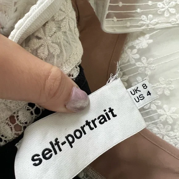 Self-Portrait Black and White Lace Tunic - Picture 5 of 5